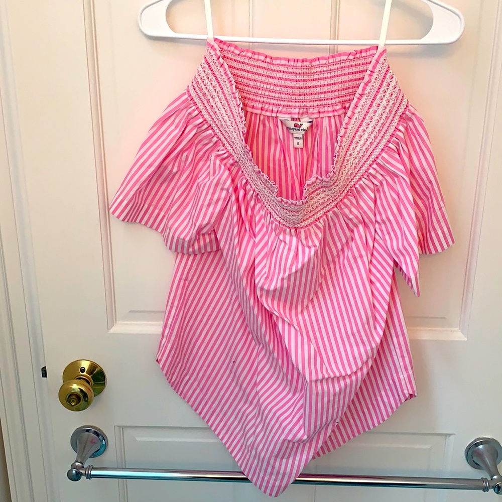 Vineyard Vines Top